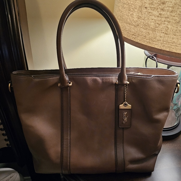 Coach Tote - Picture 3 of 9